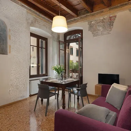 Residenza Roccamaggiore Verona Exterior photo